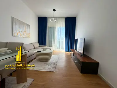 باطلاله بحريه.شقه فاخره ثاني ساكن غرفه وصاله مع بلكونه مفتوحه.كورنيش عجمان. للإيجار الشهري✨الإيجار يشمل الفواتير والإنترنت وموقف