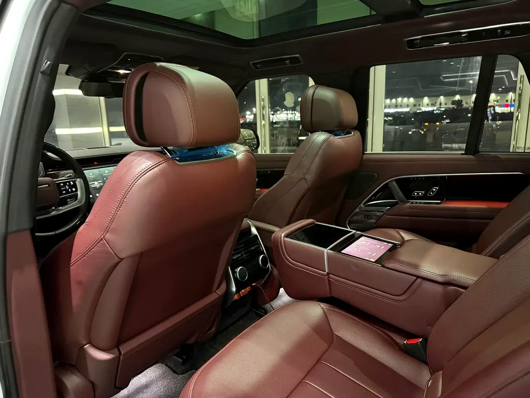 Land Rover Range Rover 2023