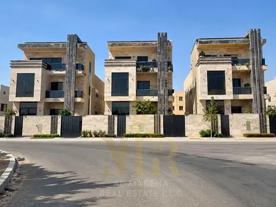 Elegant design with a stone facade and spacious interior spaces, suitable for families looking for privacy and comfort.