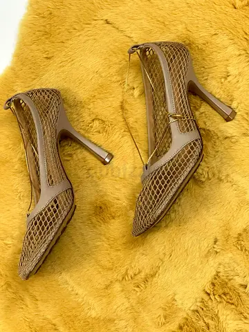 Bottega Veneta Beige Mesh and Leather Stretch Pumps Size 36.5