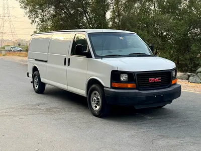 Well Maintained 2015 GMC Savana Cargo Van | GCC Specs