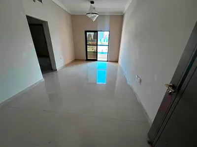 Brand new apartment, first occupancy - one month free - 2 bathrooms - balcony with an open view - prime location close to all services - easy access t