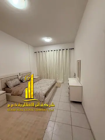 Fully furnished one-bedroom apartment ( 2 bathrooms ) with a hall, with balcony, including all services, with private parking.