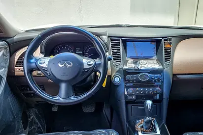 صورة 10 لـ 2019 Infiniti QX70