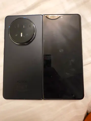 Honor Magic V5
