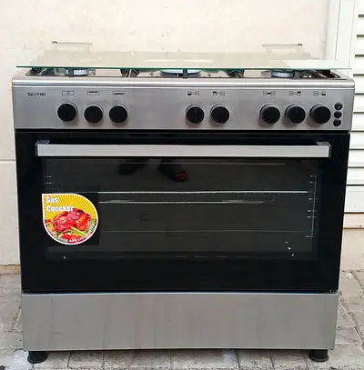 Geepas gas cooker 90×60 with 5 burners- perfect working condition