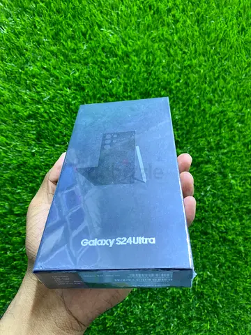 Samsung Galaxy S24 ultra 256GB-12GB 1 year warranty