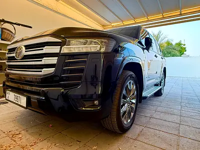 صورة 1 لـ 2023 Toyota LAND CRUISER