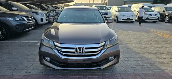 Hnda Accord 2016 Full option. Gcc