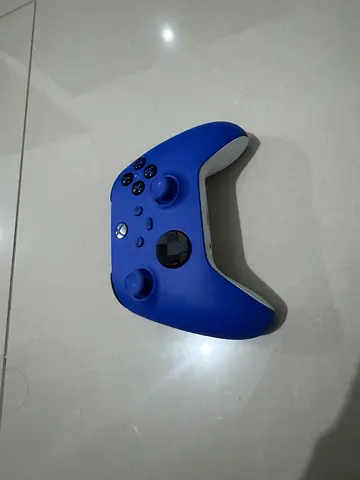 Microsoft Xbox Series X|S Wireless Controller – Shock Blue