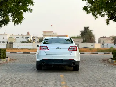2018 FORD TAURUS 照片 8