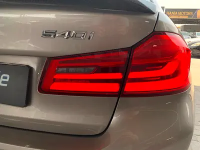 2017 BMW 5-SERIES 缩略图 17