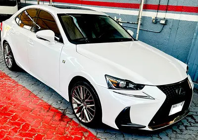 صورة 5 لـ 2017 Lexus IS-SERIES