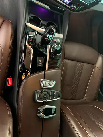 2017 BMW 5-SERIES 缩略图 13