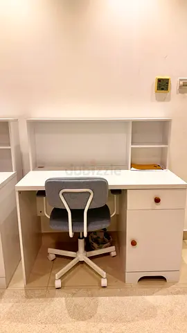 Study desk and ergonomic chair