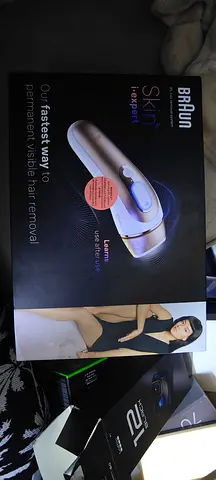 Braun Silk·expert IPL hair removal device - new