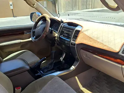 2003 Toyota PRADO photo 8