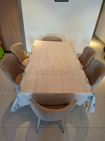 6-Seater Dining Table with Upholstered Chairs
