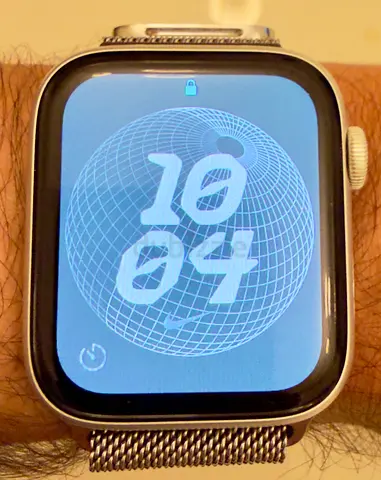 Apple Watch Series 5. 44mm GPS, Stainless Steel Milanese Loop. AED 850