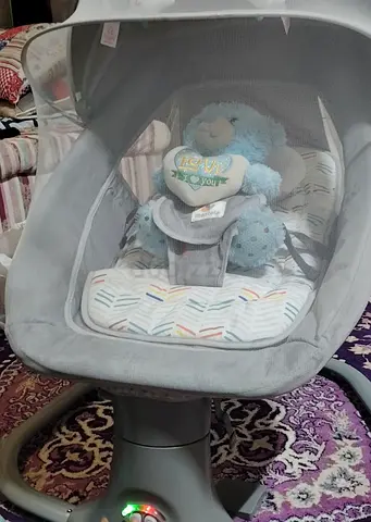 Baby swing