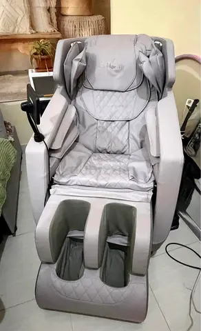 Used Full-Body Massage Chair with Foot and Calf Rollers - Light Grey