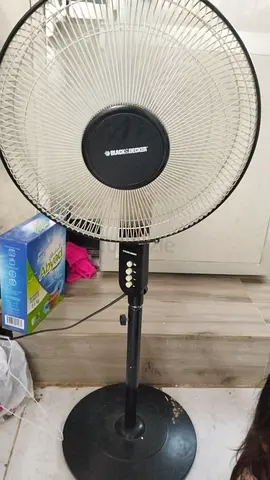 Black & Decker Standing Pedestal Fan - Good Working Condition