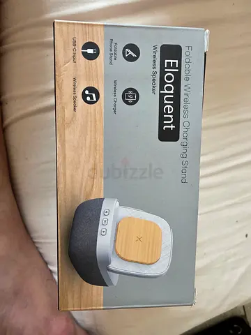 Wireless charging stand