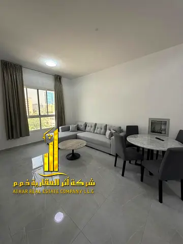 ✨ أفخم شقة بمساحة كبيرة غرفتين وصالة للإيجار الشهري في الراشدية 2 مقابل حديقة السيدات وبالقرب من كورنيش عجمان✨  غرفتين وصالة مفروش بالكامل + ثلاثه حما