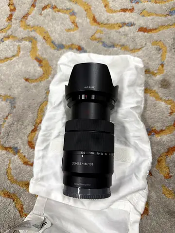 Sony lens 18-135mm the condition is just like new as seem in the picture great for all user