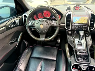 2014 Porsche CAYENNE — миниатюра 14