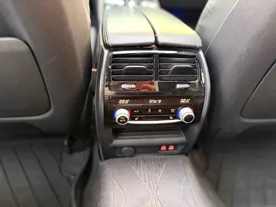 BMW 5 Series 520i, миниатюра 17
