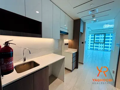 High-Floor Studio | JLT Skyline Views | Balcony