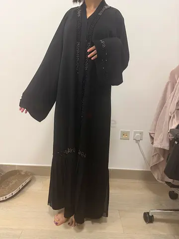 Black elegant abaya