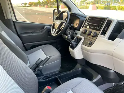 2022 Toyota HIACE 照片 15