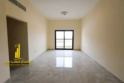 اول ساكن افخم وارقى شقة غرفتين وصالة جديدة فى بناء جديد بالكامل بموقع مميز جدا