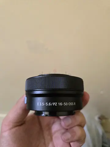 Sony E PZ 16–50 mm F3.5–5.6 OSS II