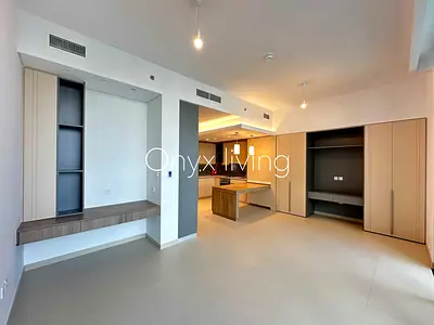 Spacious Studio | Fitted Kitchen | Modern Layout | Ready to Move In