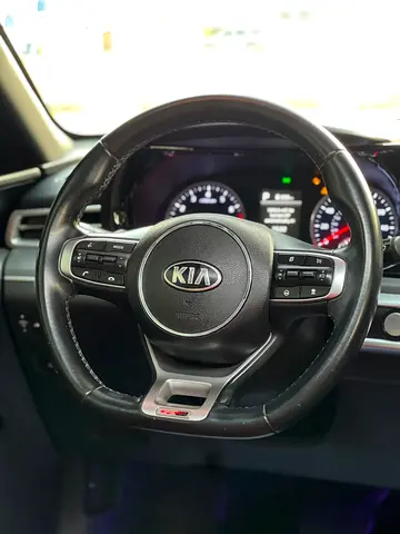 صورة 8 لـ 2021 KIA K5