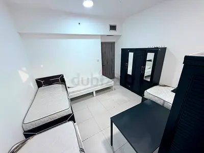 Clean Executive Bedspace available with attached balcony