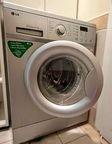 LG F1056QDP5 7KG Inverter Direct Drive Front Load Washing Machine