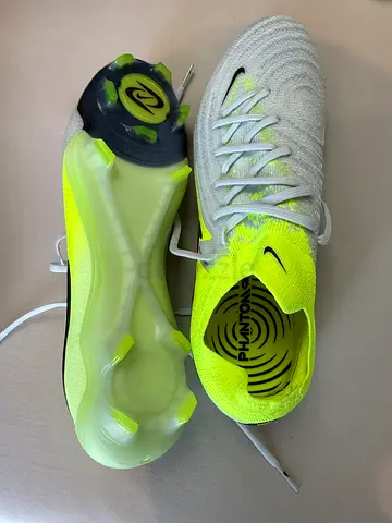 Nike Phantom Elite Football Boots