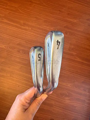 Set of 4 and 5 Right-Hand Golf Irons (Used)