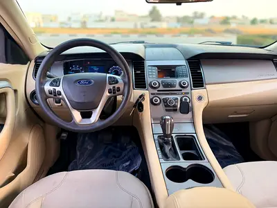 2018 FORD TAURUS 照片 15
