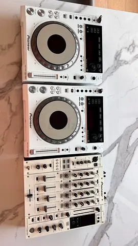 Pair of White Pioneer CDJ Players with 4-Channel Mixer - Great Condition