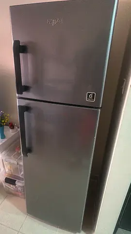 Compact Whirlpool Refrigerator Freezer - Good Working Condition