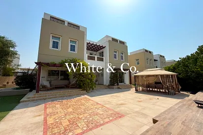 Upgraded | Ready To View | Corner Unit