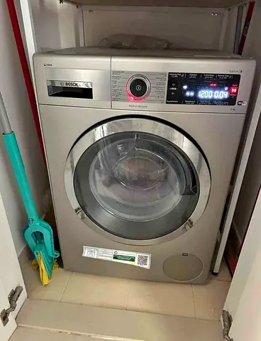 Bosch series 8 smart washing machine 9kg