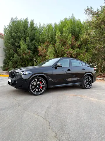 BMW X6 M60i M Performance. 5 Years Warranty - 5 Years Free Service - Free insurance - Window tint