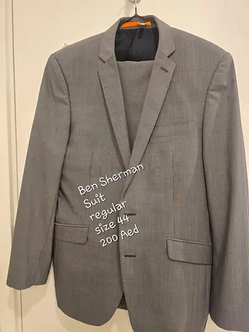 Ben Sherman grey men's suit jacket and vest - Size 44