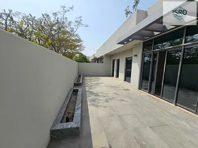 2bedroom with maid room townhouse in al Zahia gated Community